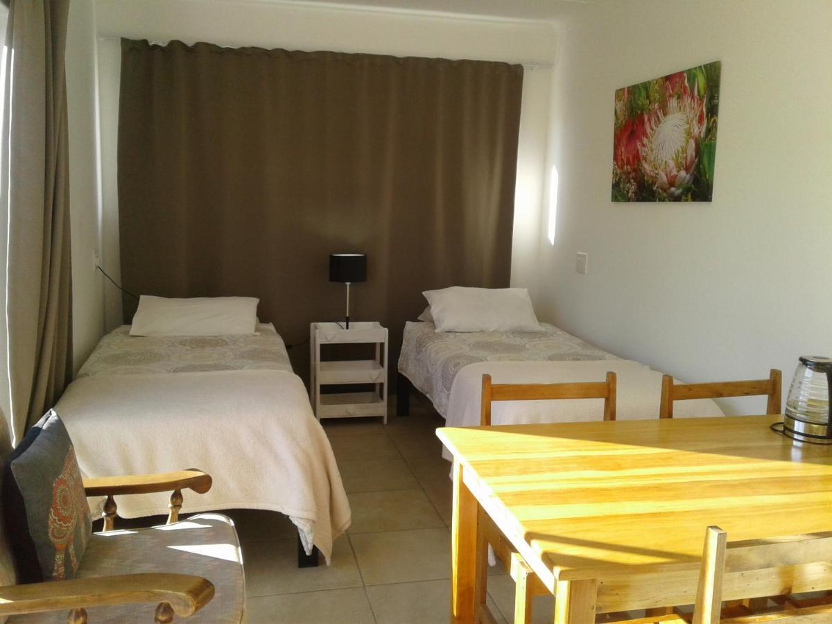 Come Home In Oudtshoorn Self-Catering Units ภายนอก รูปภาพ