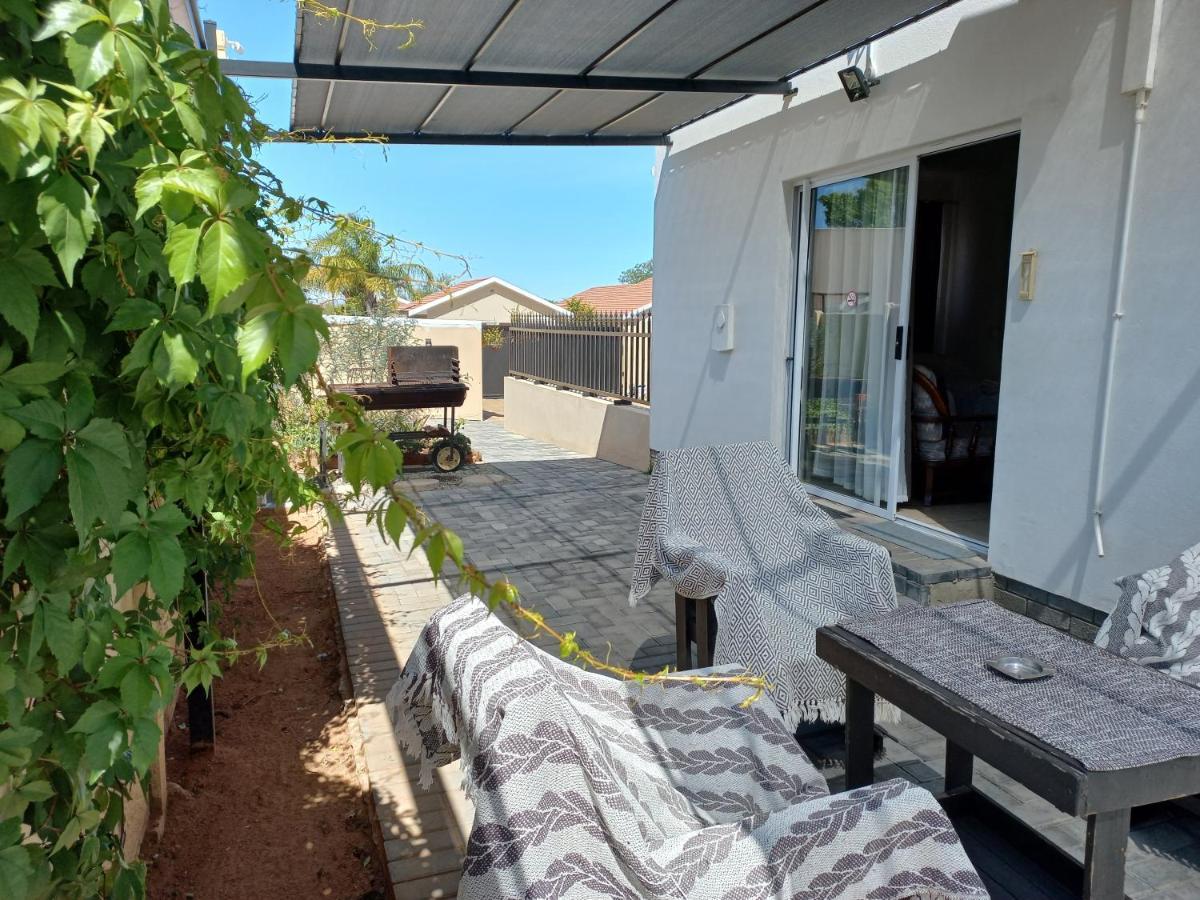 Come Home In Oudtshoorn Self-Catering Units ภายนอก รูปภาพ