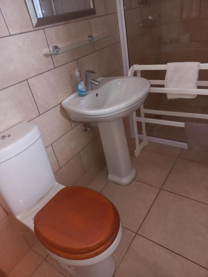 Come Home In Oudtshoorn Self-Catering Units ภายนอก รูปภาพ