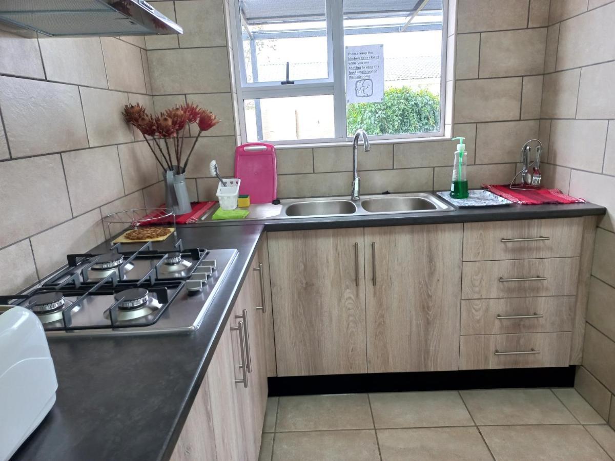 Come Home In Oudtshoorn Self-Catering Units ภายนอก รูปภาพ